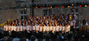 Chorale en extérieure à la Citadelle Chorale en extérieure à la Citadelle