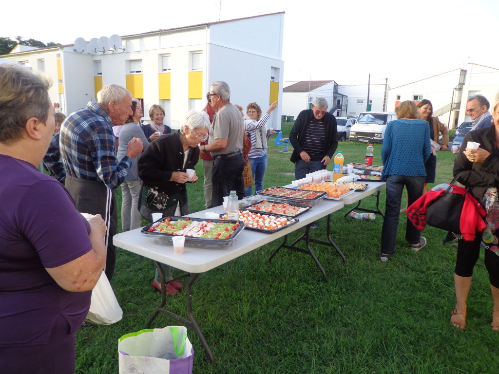 10e anniversaire du repas de quartier de Gibou