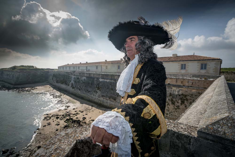 VAUBAN DEVANT L'ARSENAL DE LA CITADELLE