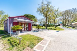 Espace accueil Camping Les Remparts